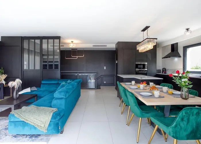 Modern Super-cannes Heated Pool, Parking, Clim, 7 Min To Cannes *