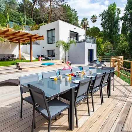 Modern Super-cannes Heated Pool, Parking, Clim, 7 Min To Cannes 别墅